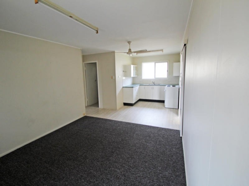 1-4/11 Robert Street, Bundaberg South QLD 4670