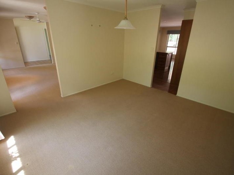 7 Cockatoo Crescent, Gooburrum QLD 4670
