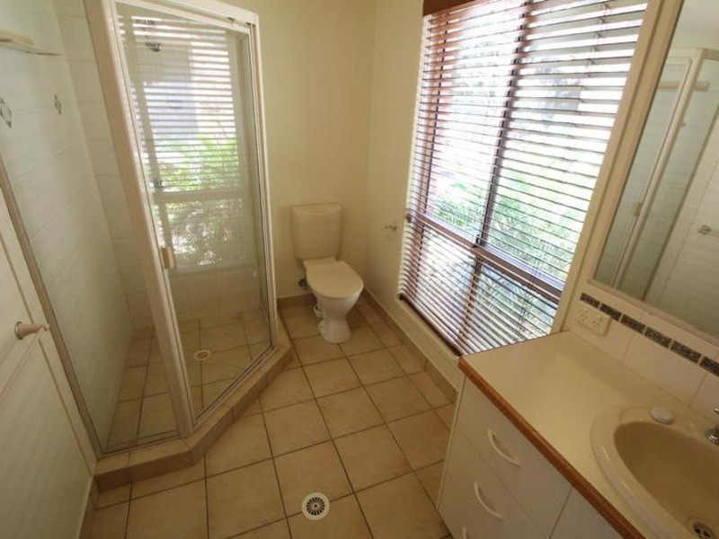7 Cockatoo Crescent, Gooburrum QLD 4670
