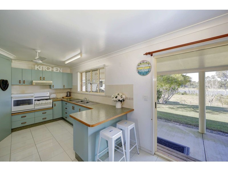 18 Rustic Road, Sharon QLD 4670