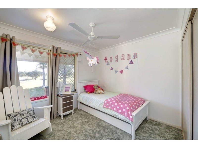 18 Rustic Road, Sharon QLD 4670