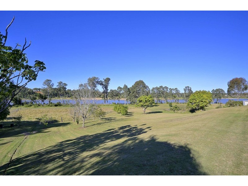 18 Rustic Road, Sharon QLD 4670