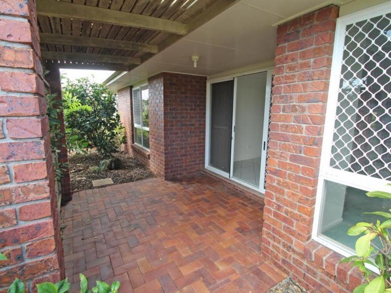17 Kinghorn Street, Kalkie QLD 4670