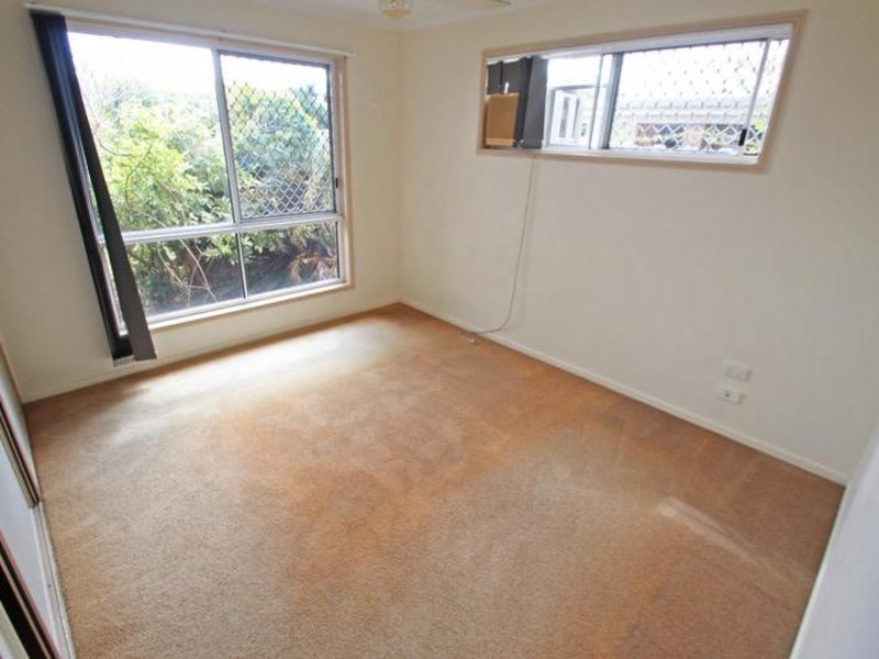 17 Kinghorn Street, Kalkie QLD 4670