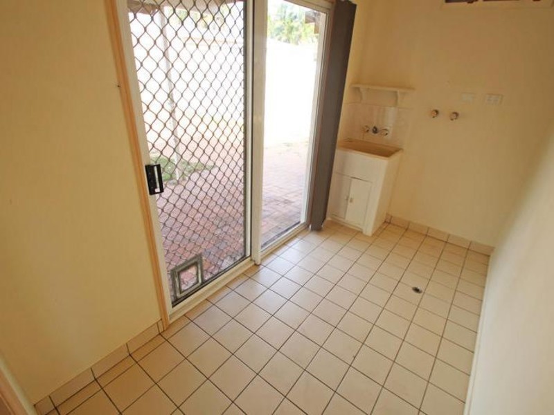17 Kinghorn Street, Kalkie QLD 4670