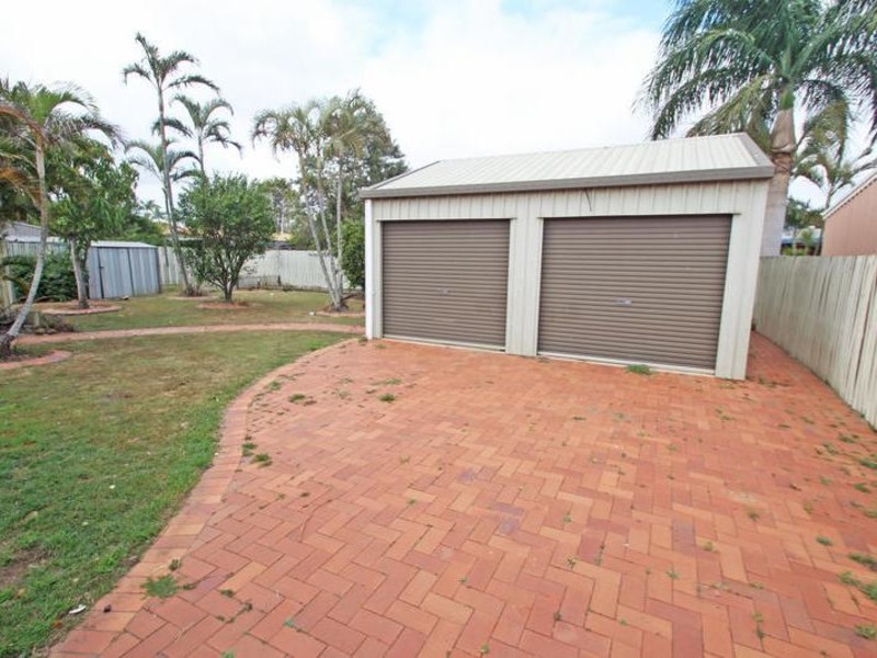 17 Kinghorn Street, Kalkie QLD 4670