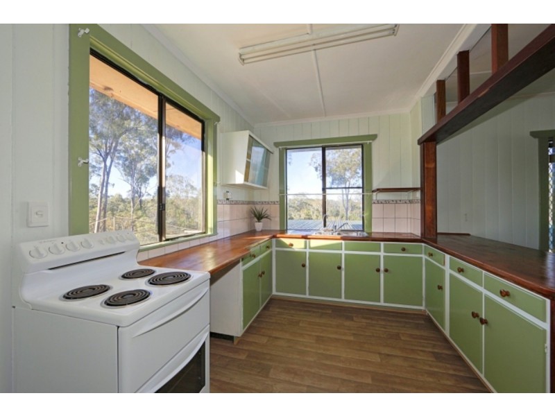 211 Railway Road, Booyal QLD 4671