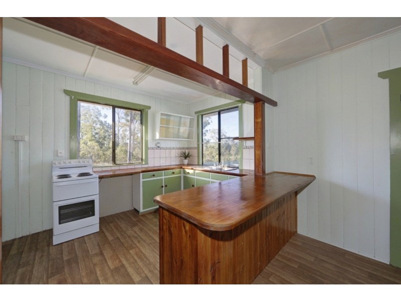 211 Railway Road, Booyal QLD 4671