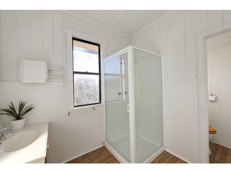 211 Railway Road, Booyal QLD 4671