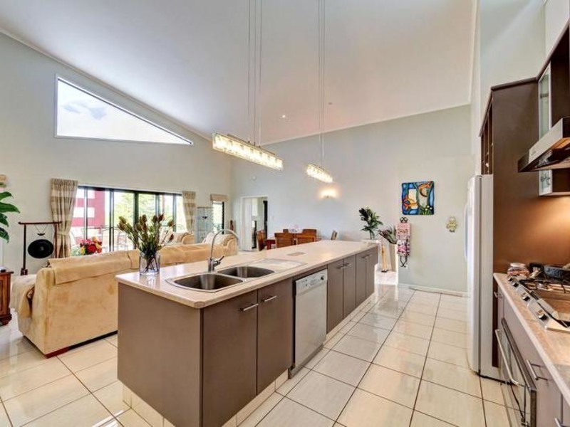 38 Huxley Road, Childers QLD 4660