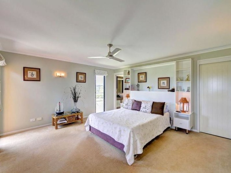 38 Huxley Road, Childers QLD 4660