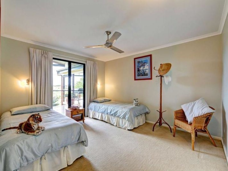 38 Huxley Road, Childers QLD 4660