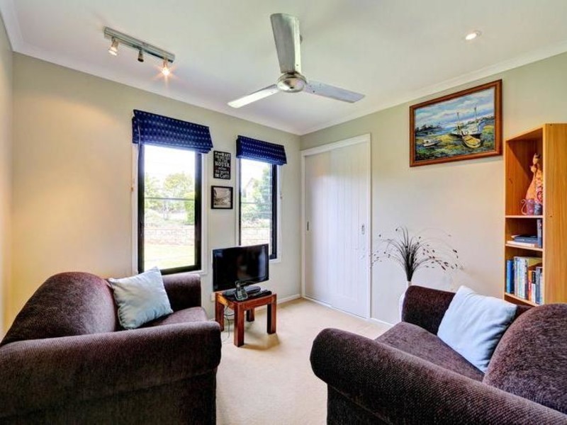 38 Huxley Road, Childers QLD 4660