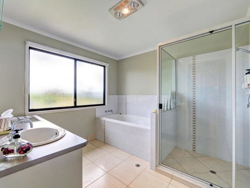 38 Huxley Road, Childers QLD 4660