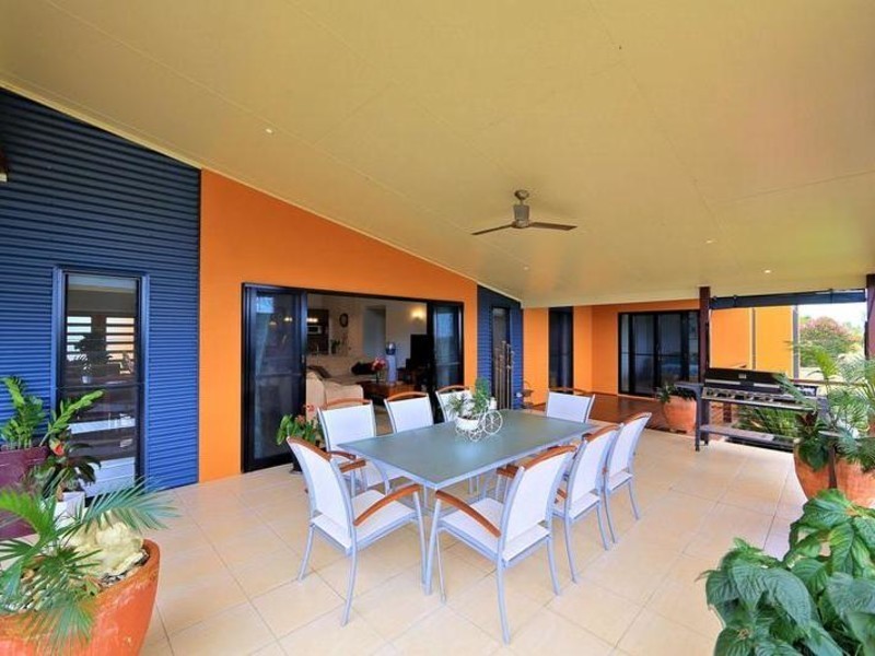 38 Huxley Road, Childers QLD 4660