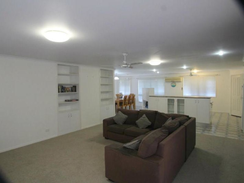 1 Jacaranda Court, Woodgate QLD 4660