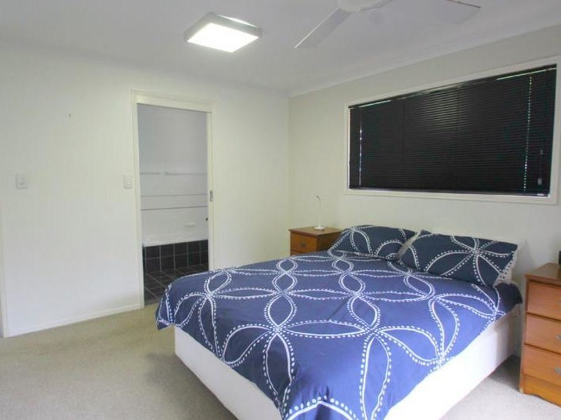 1 Jacaranda Court, Woodgate QLD 4660