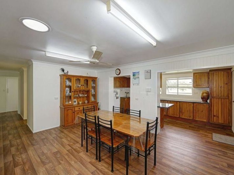 16 Pleasant Drive, Sharon QLD 4670