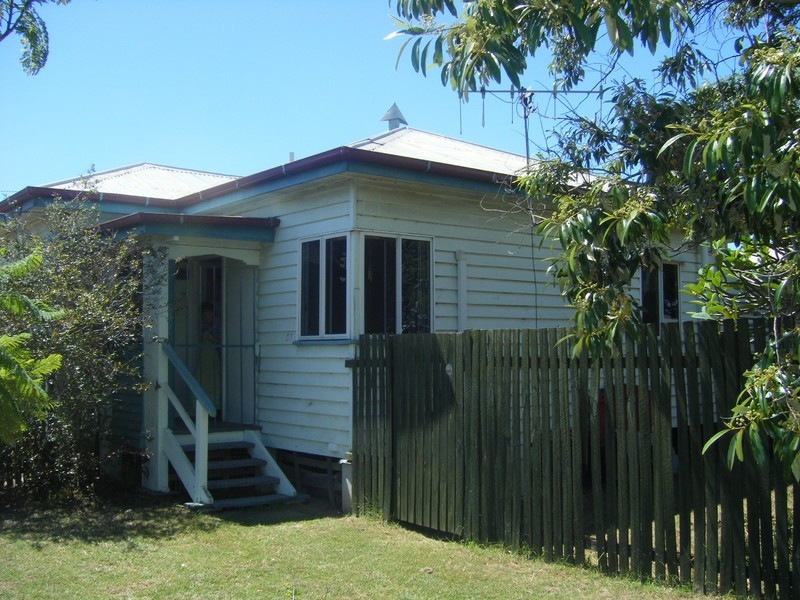 39 Sims Road, Avenell Heights QLD 4670