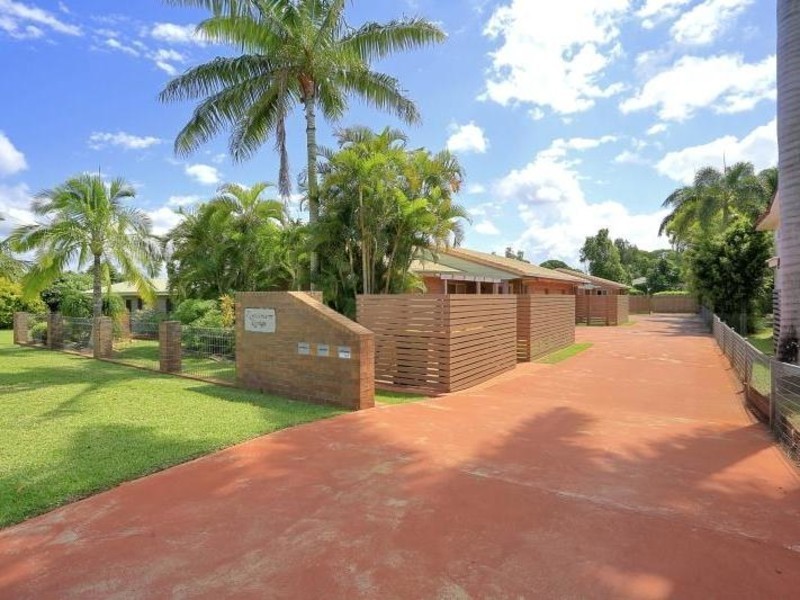 1/5 Cevn Street, Childers QLD 4660