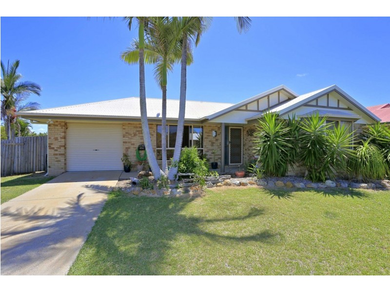 9 Plymouth Street, Bargara QLD 4670