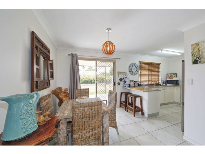 9 Plymouth Street, Bargara QLD 4670
