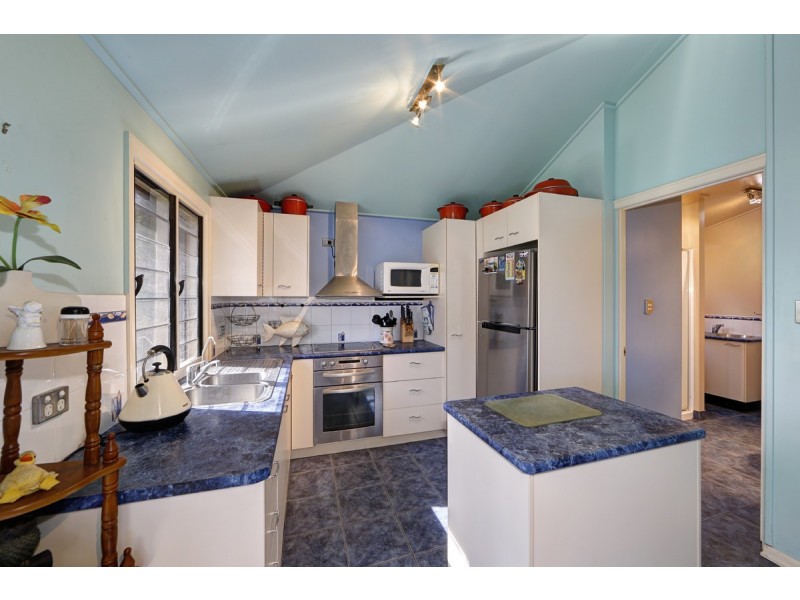 93 Colman Street, Walkervale QLD 4670