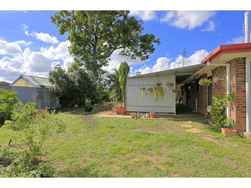 15 Smiths Road, Avoca QLD 4670