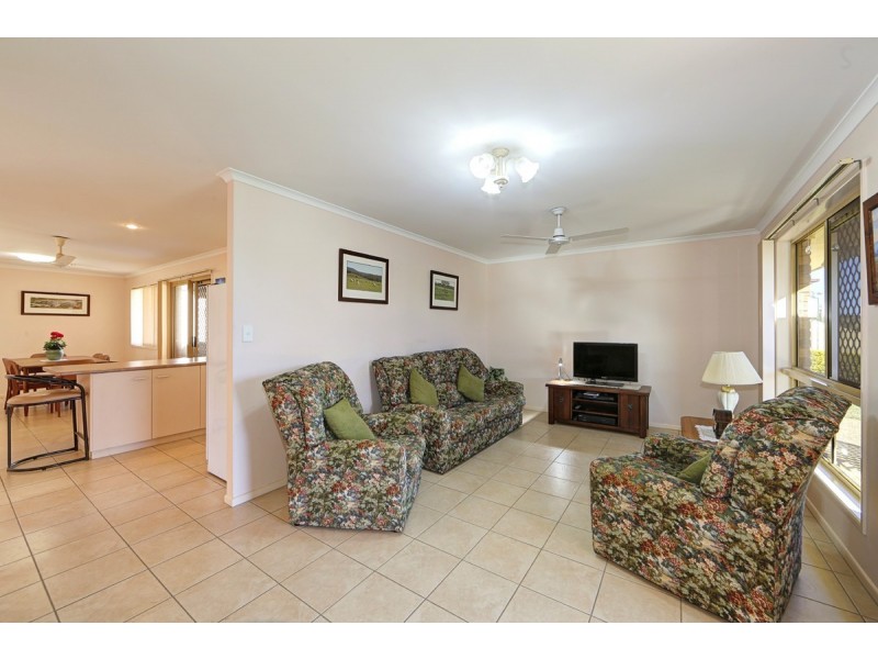 10 Tropicana Drive, Avoca QLD 4670