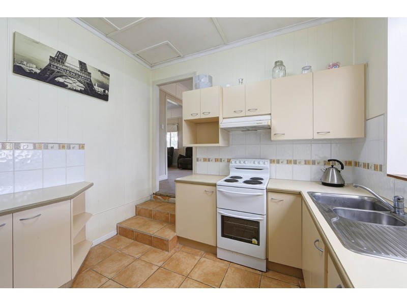 23 Coomber Street, Svensson Heights QLD 4670