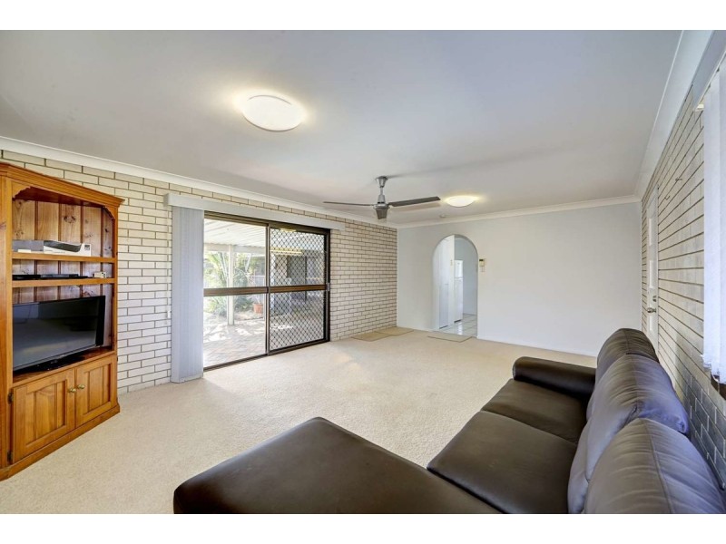 3 Neill Street, Burnett Heads QLD 4670