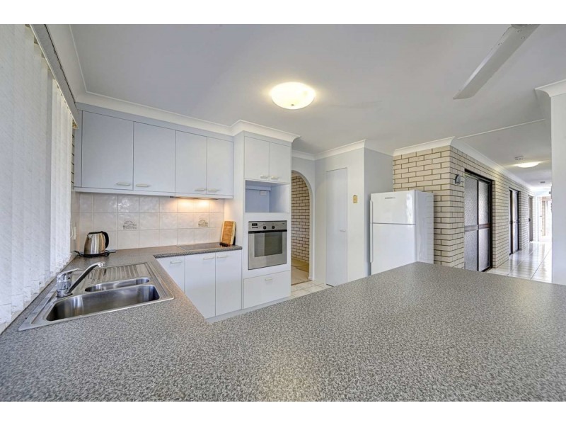 3 Neill Street, Burnett Heads QLD 4670