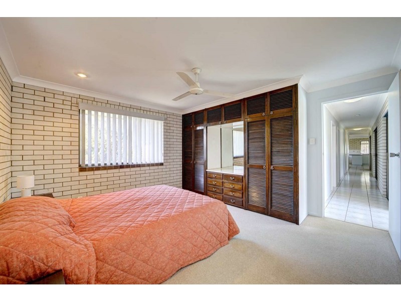 3 Neill Street, Burnett Heads QLD 4670