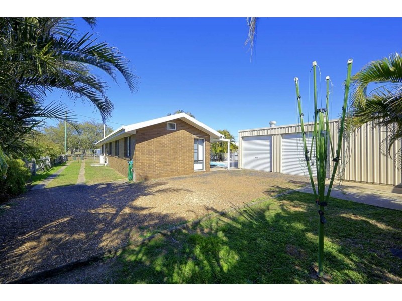 3 Neill Street, Burnett Heads QLD 4670