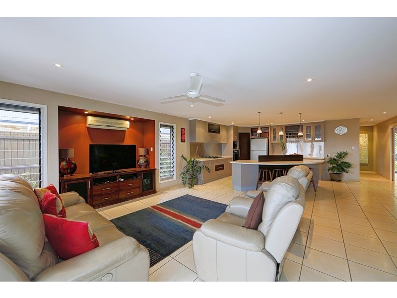 11 Thomas Healy Drive, Bundaberg East QLD 4670