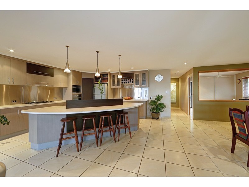 11 Thomas Healy Drive, Bundaberg East QLD 4670