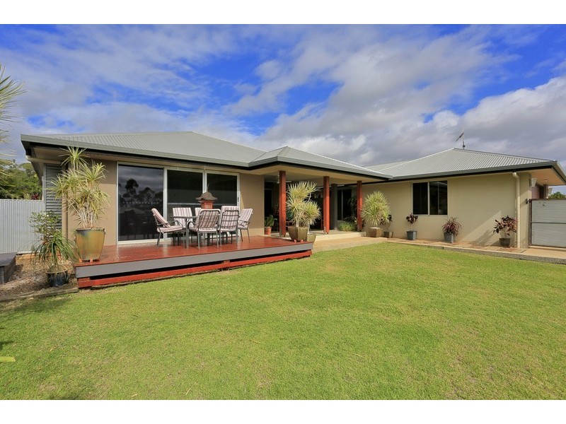 11 Thomas Healy Drive, Bundaberg East QLD 4670