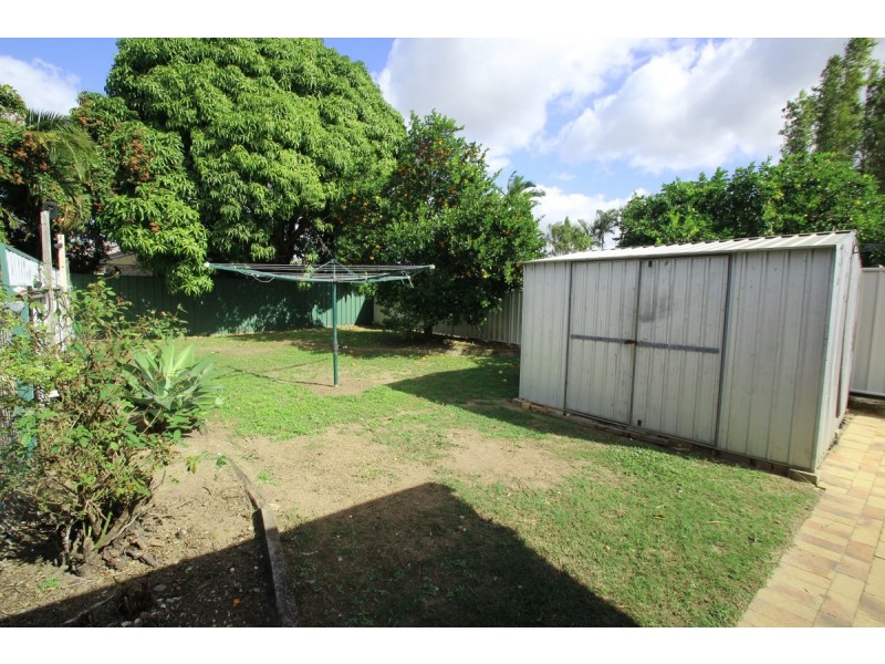 21 Svensson Street, Svensson Heights QLD 4670