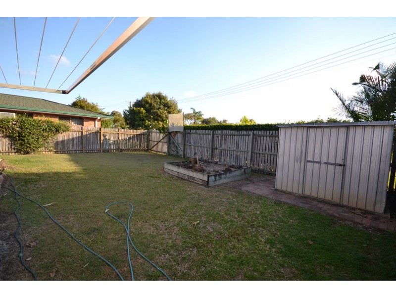 2/18A Mc Lachlan Drive, Avenell Heights QLD 4670