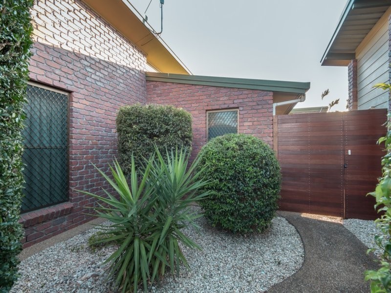 49 Newitt Drive, Bundaberg South QLD 4670