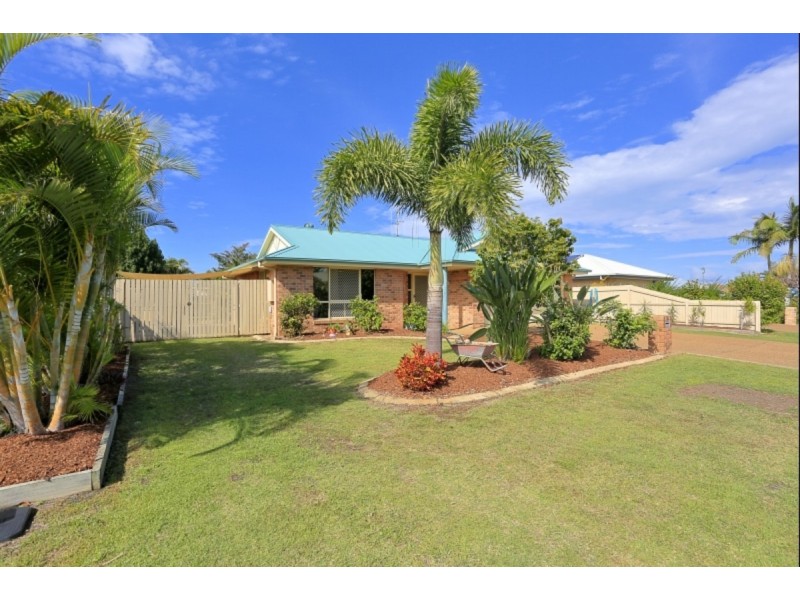 13 Landsborough Street, Bargara QLD 4670