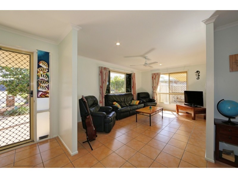13 Landsborough Street, Bargara QLD 4670