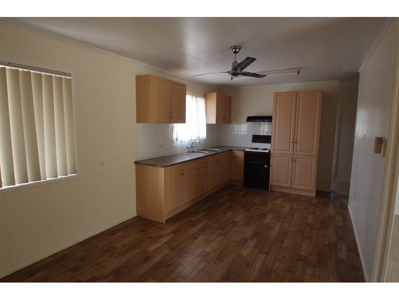 78 Dunn Road, Avenell Heights QLD 4670