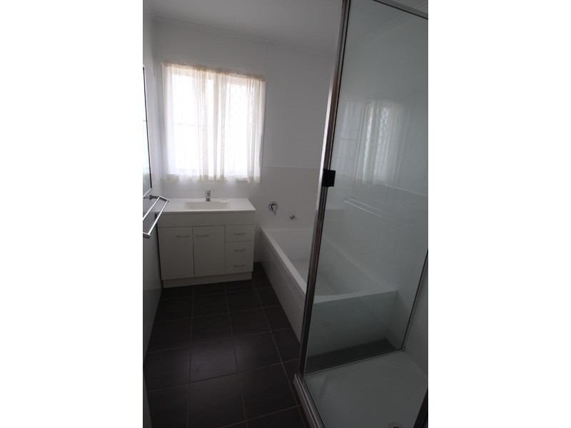 78 Dunn Road, Avenell Heights QLD 4670