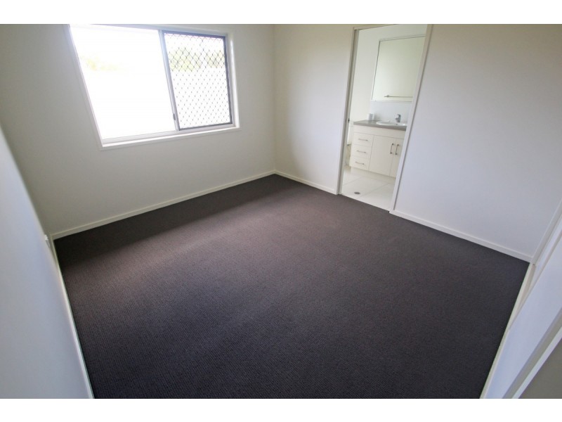 2/13 Moncrieff Street, Kepnock QLD 4670