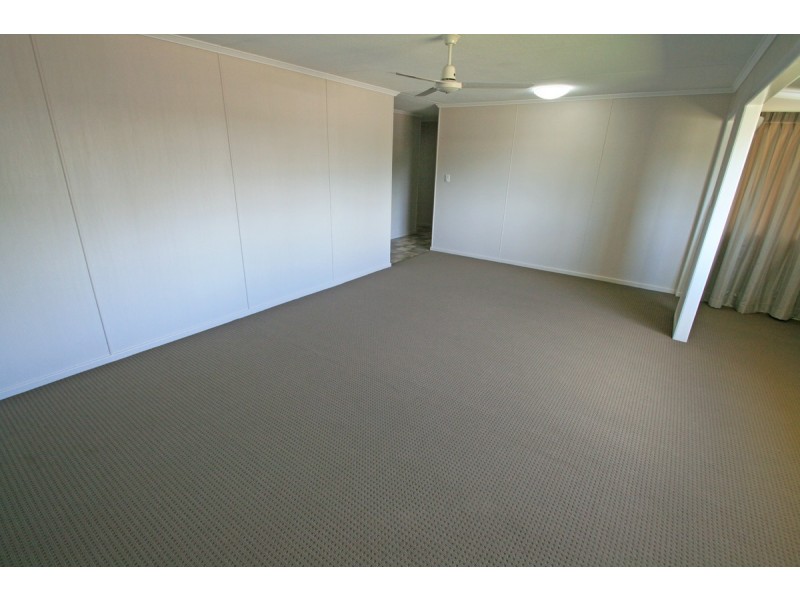 24 Redmond Street, Avenell Heights QLD 4670