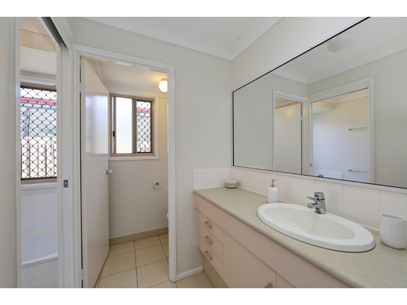 11 Murray Court, Kalkie QLD 4670