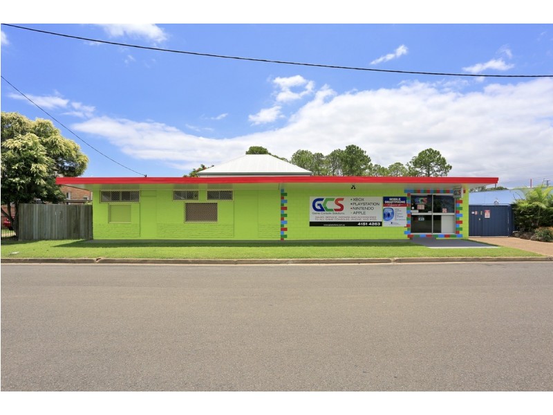 8 Crawford Street, Walkervale QLD 4670