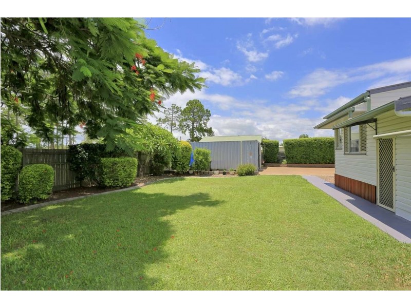 8 Crawford Street, Walkervale QLD 4670