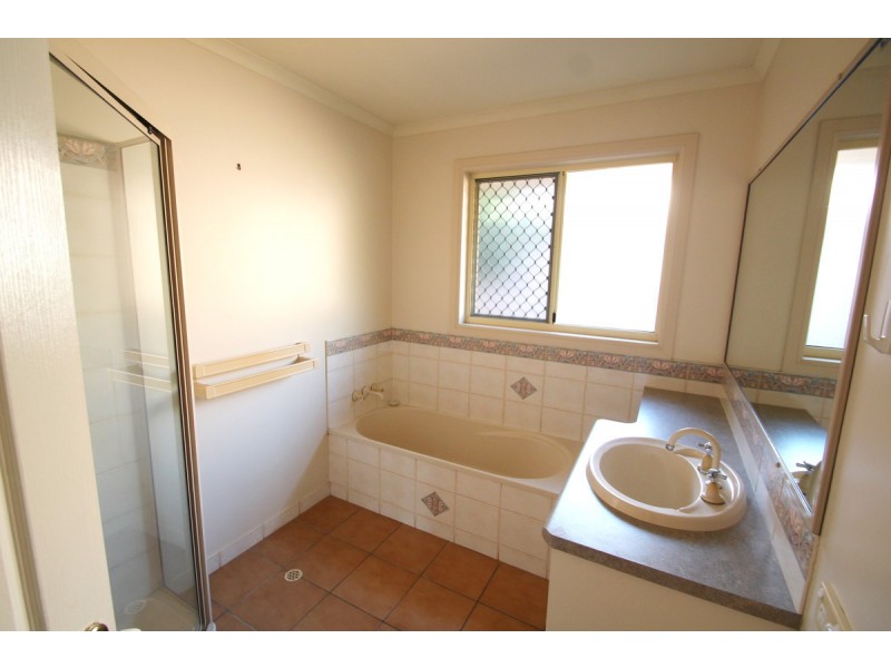 19 Tropicana Drive, Avoca QLD 4670